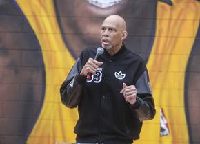 Legendarul Kareem Abdul-Jabbar, internat la Los Angeles» Ce a pățit în timpul unui concert