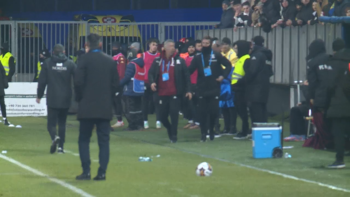 Nu s-a văzut la TV » Conflict deschis, cu Bergodi în prim-plan! Antrenorul a fost oprit cu greu