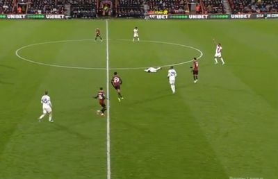 Momente teribile în Premier League: Căpitanul de la Luton Town s-a prăbușit pe teren » Care e situația fotbalistului