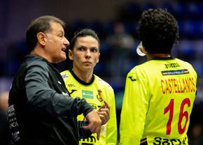 Clubul din România a vrut să-i rupă contractul pentru că era însărcinată » Povestea celui mai negru moment din cariera unui portar de la Mondial: „Trebuie să luptăm pentru drepturile noastre!”