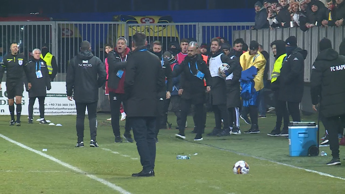 Bergodi, conflict un copil de mingi la Petrolul - Rapid