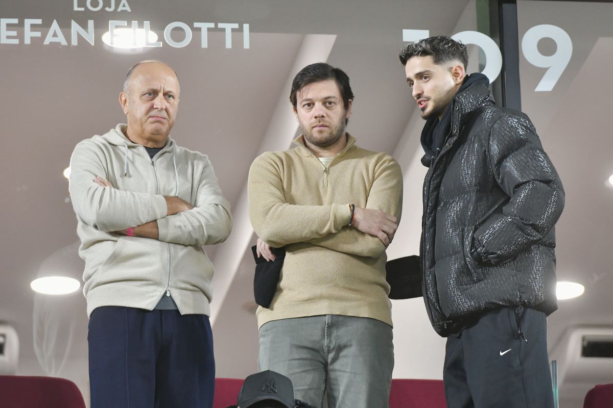 Șumudică nu se lasă! I-a dat replica ironică lui Becali, aproape de miezul nopții: „O să-l sun pe domnul Vassaras”