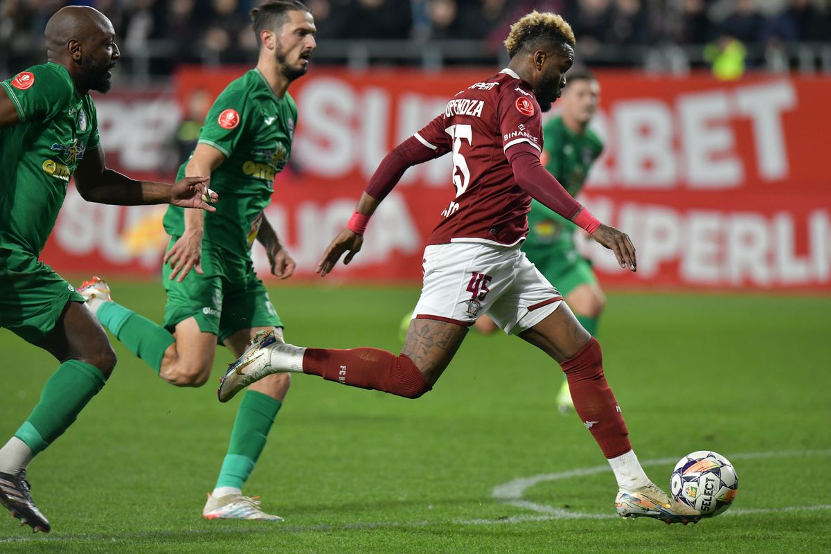 Primii 5 fotbaliști care ar putea face subiectul unor transferuri pe axa Genoa - Rapid » Vârful dorit de Gigi Becali și urmașul lui Memphis Depay