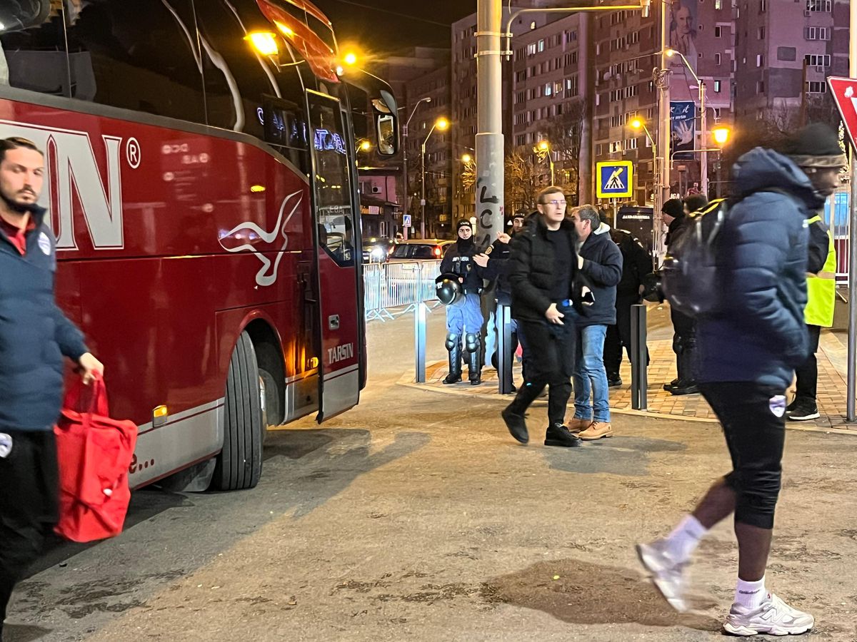 Dublu Aaron! Boupendza urcă Rapidul lângă play-off după o seară de defilare cu Buzăul