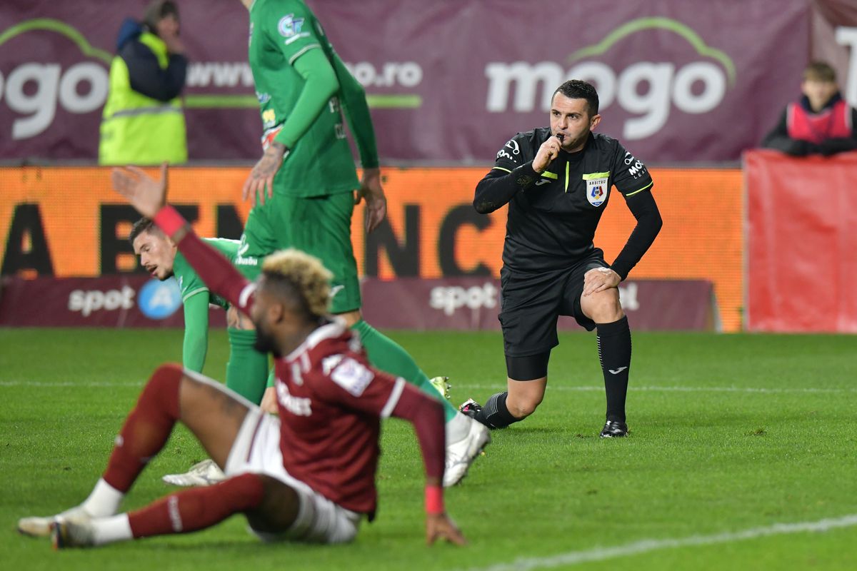 Șumudică nu se lasă! I-a dat replica ironică lui Becali, aproape de miezul nopții: „O să-l sun pe domnul Vassaras”