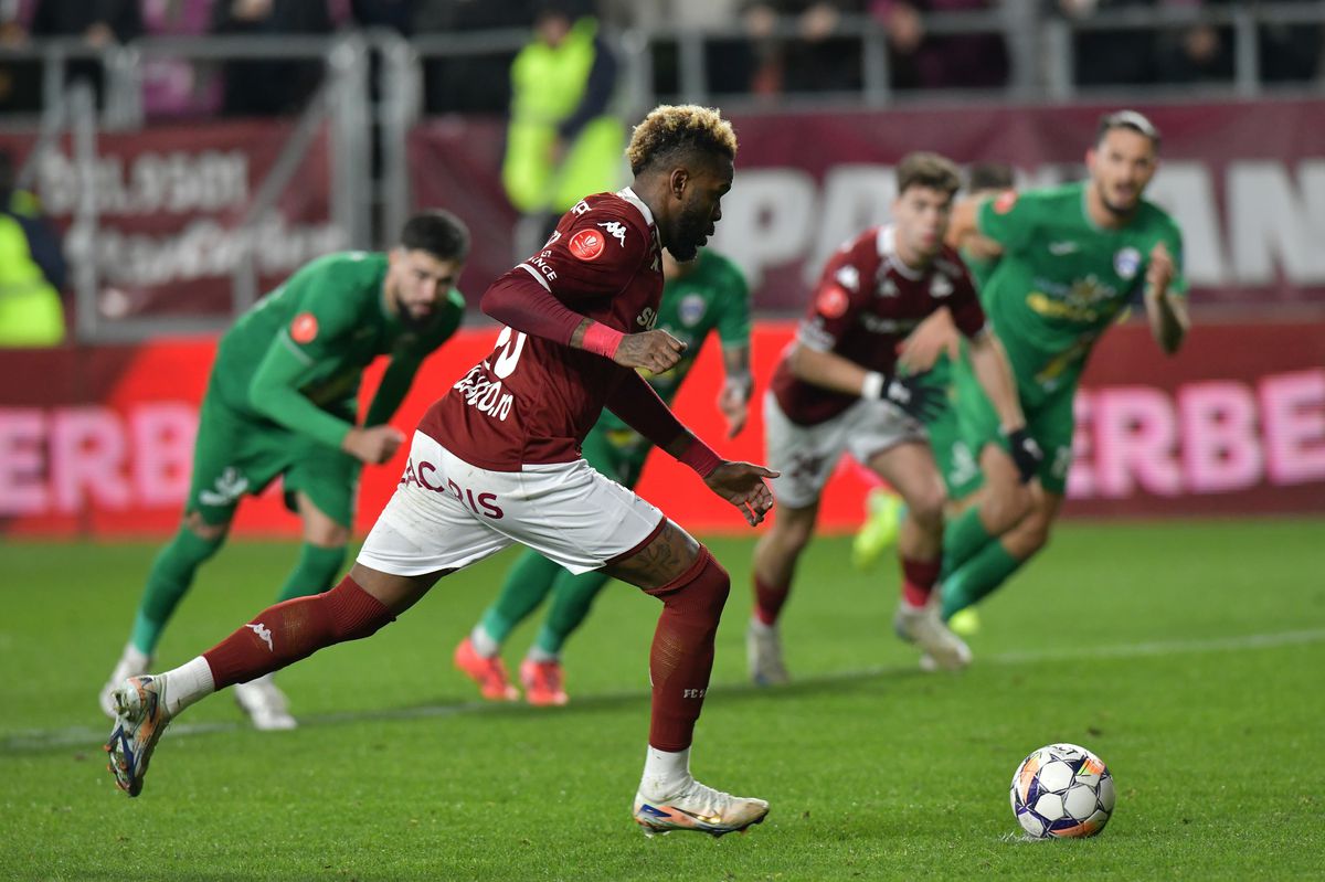 Primii 5 fotbaliști care ar putea face subiectul unor transferuri pe axa Genoa - Rapid » Vârful dorit de Gigi Becali și urmașul lui Memphis Depay