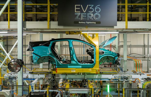 Noua generație Nissan LEAF aduce la viață viziunea EV36Zero la uzina din Sunderland