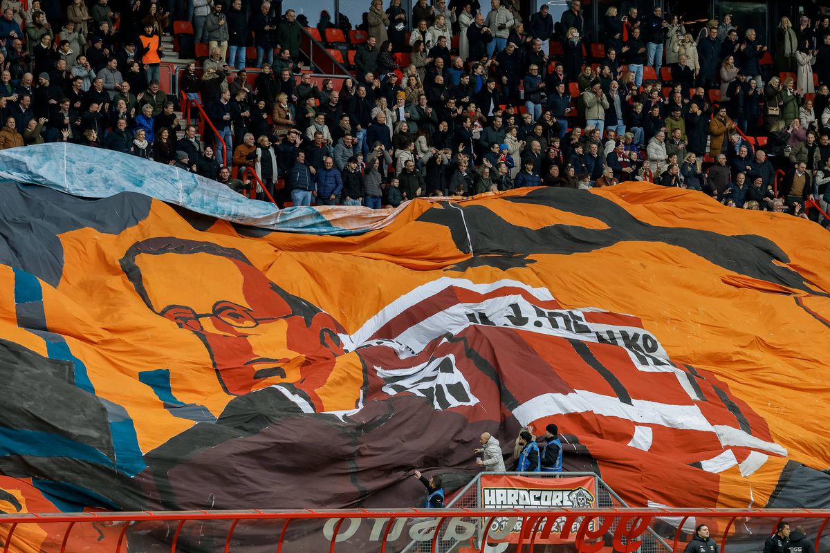 „Cea mai mare scenografie din istorie” » Imagini fabuloase pe stadionul din Europa