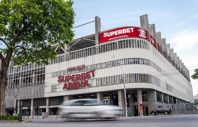 Stadionul Rapid își schimbă iar denumirea! Ce se întâmplă cu cei 600.000 de euro care intrau în club