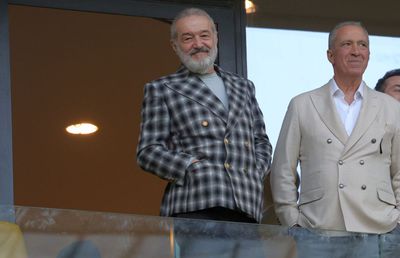 Gigi Becali se întâlnește luni cu antrenorul dorit: „Pe mine nu mă refuză”