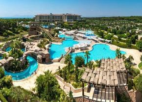 Cantonament de 200.000 de euro » Oltenii vor sta la 5 stele în Belek, adversarii sunt deja stabiliți