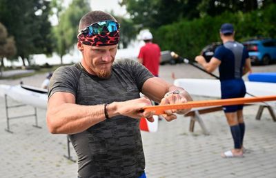 „Am primit un dar de la Dumnezeu” » Cu inima frântă după Paris 2024, a devenit campion european pentru România: „Am văzut negru în fața ochilor pentru 400 de metri!”