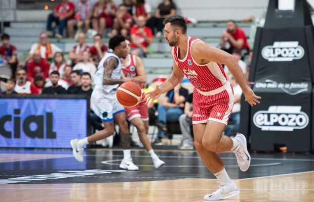 Start istoric în cel mai puternic campionat al Europei pentru echipa unui baschetbalist român: „Unul din cele mai bune momente ale carierei”