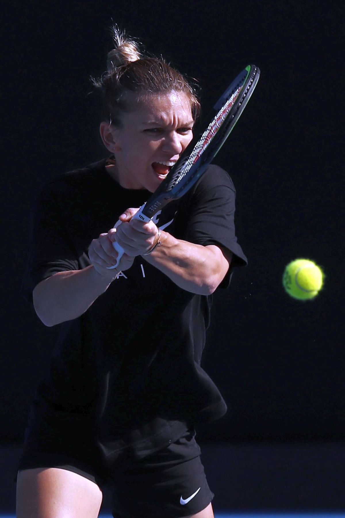 Unde poți urmări Simona Halep vs Jennifer Brady, live online, în primul tur la Australian Open 2020