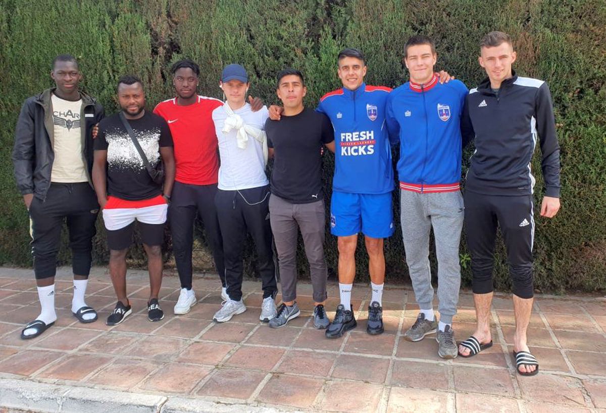 GAZ METAN // Corespondență GSP din Spania » VIDEO GSP, accident cu adversarii lui Gaz Metan: „Să nu scrieți că noi suntem nebunii cu accidentul”