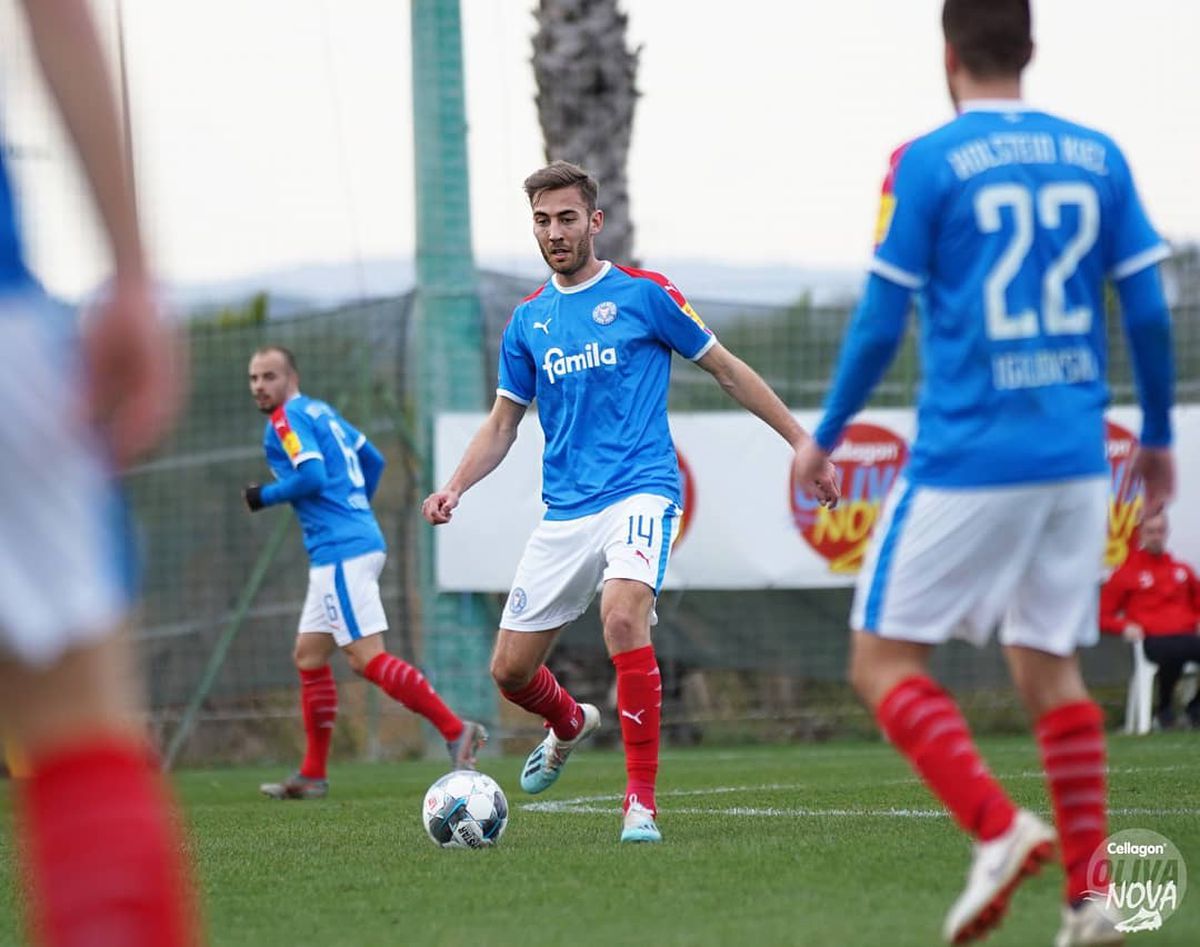 CFR CLUJ - HOLSTEIN KIEL 1-2 // VIDEO Campioana a pierdut primul amical al anului » George Țucudean a revenit pe teren