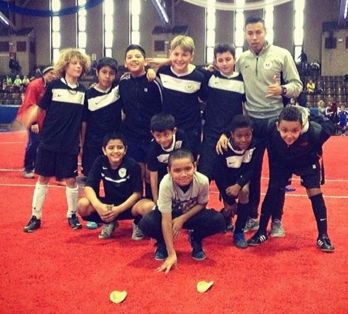 „Americanul” Tâmpei » Povestea lui Răsvan Ionescu, puștiul crescut în New York care a debutat deja în Liga 3