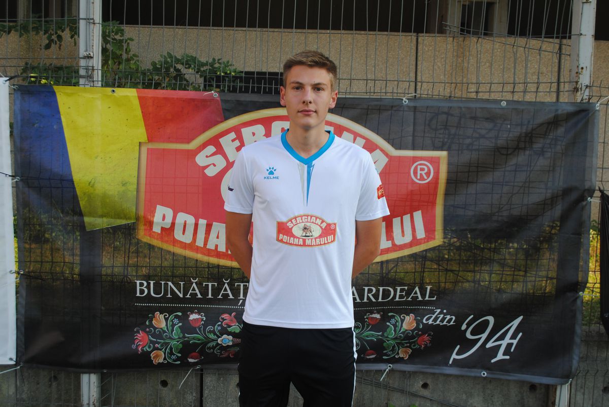 „Americanul” Tâmpei » Povestea lui Răsvan Ionescu, puștiul crescut în New York care a debutat deja în Liga 3