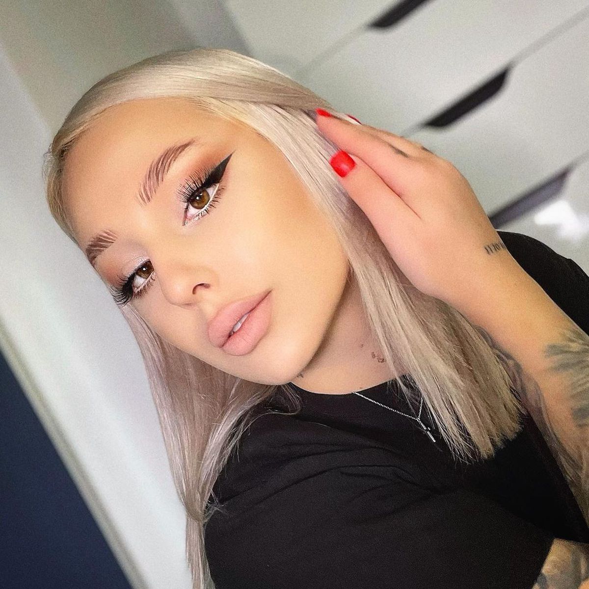 Tania - iubită Roland Niczuly