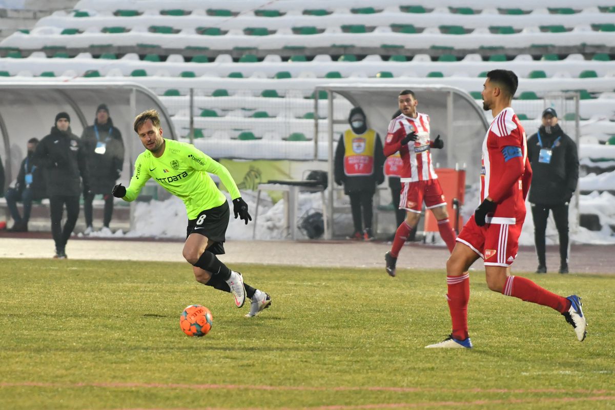 Edward Iordănescu are dreptate: CFR Cluj e dezavantajată în lupta cu FCSB și Craiova! Cum poate fi decis duelul la titlu în Liga 1