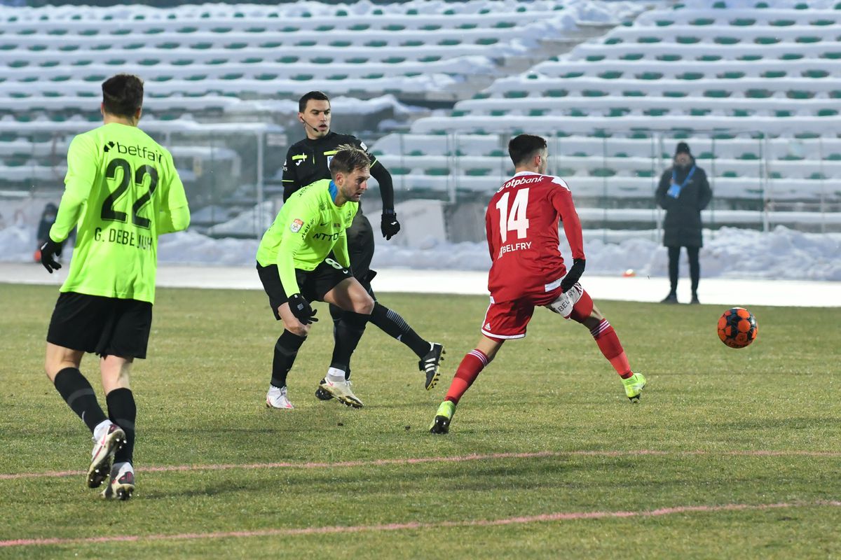 Edward Iordănescu are dreptate: CFR Cluj e dezavantajată în lupta cu FCSB și Craiova! Cum poate fi decis duelul la titlu în Liga 1