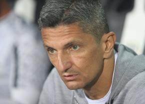 Continuă războiul lui Răzvan Lucescu în Grecia: „AEK are mentalitate de echipă mică”