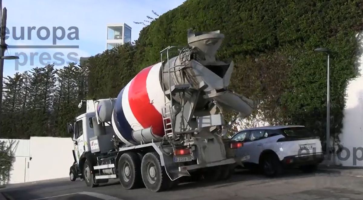 Shakira, decizie radicală! Vrea un zid de beton între casa ei și casa părinților lui Pique