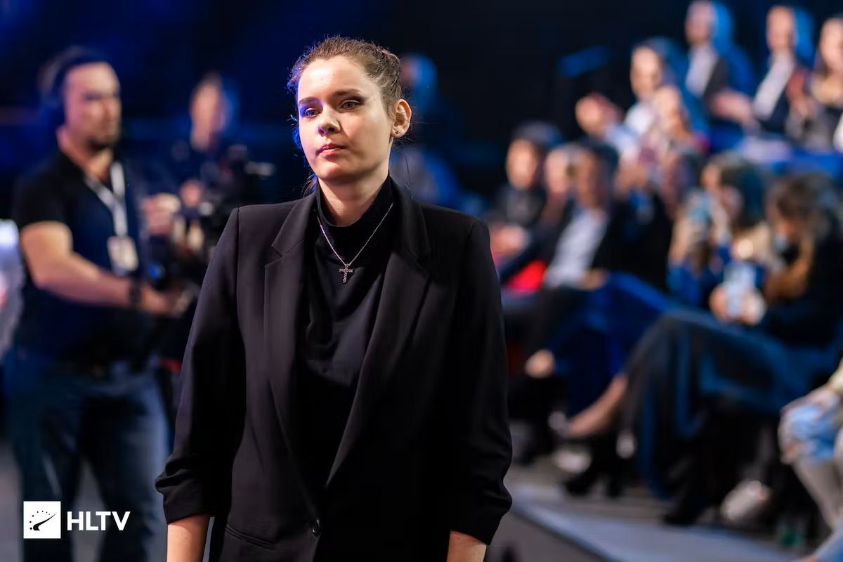 Românca „ANa” e cea mai bună jucătoare de Counter Strike din lume! Premiată într-o gală fastuoasă