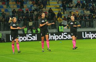 Brigadă sută la sută feminină la un meci din Cupa Italiei între două echipe de Serie A