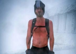 Un fost internațional german a participat la o expediție montană, la bustul gol, pe o temperatură de -19 grade Celsius
