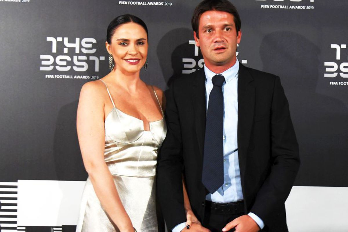 „M-a sunat Materazzi: «Vino la spital!»” » Momentele de groază prin care a trecut Adelina în momentul accidentării lui Cristi Chivu la cap: „Avea o expresie a feței pe care nu o mai văzusem la el!”