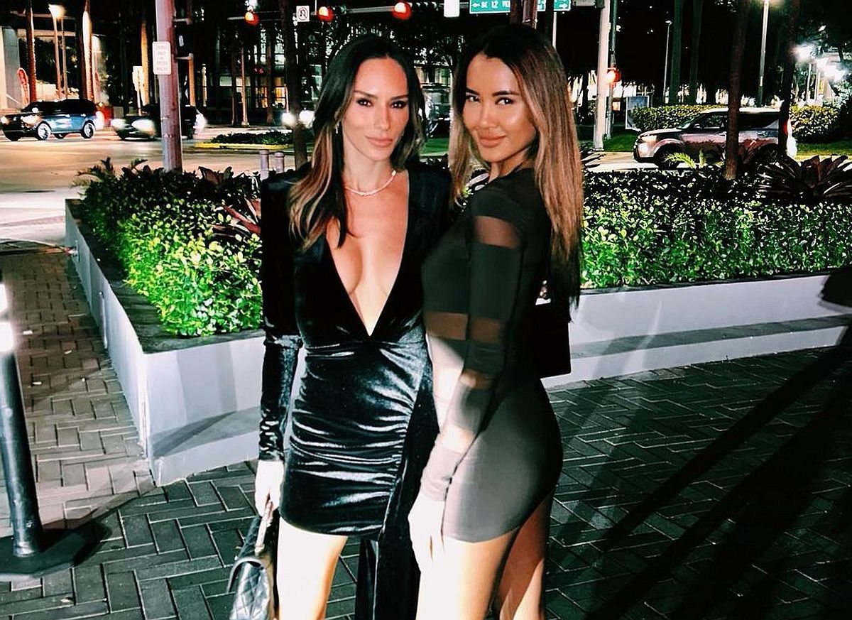 Antrenorul a așteptat să divorțeze înainte să semneze contractul de 120 milioane de dolari. Fosta soție a răbufnit pe rețelele sociale