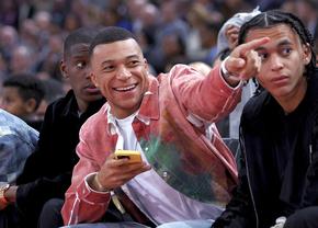 Ofertă demnă de cărțile de istorie pentru Mbappe: „Ceva nemaivăzut, Roma Antică, Grecia Antică și piramidele Egiptului la picioarele lui!”