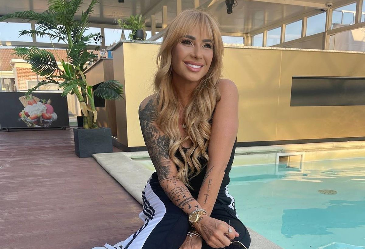 Anamaria Prodan a pozat fără haine pentru cel mai nou proiect » Iubitul ei, Ronald Gavril, a reacționat imediat