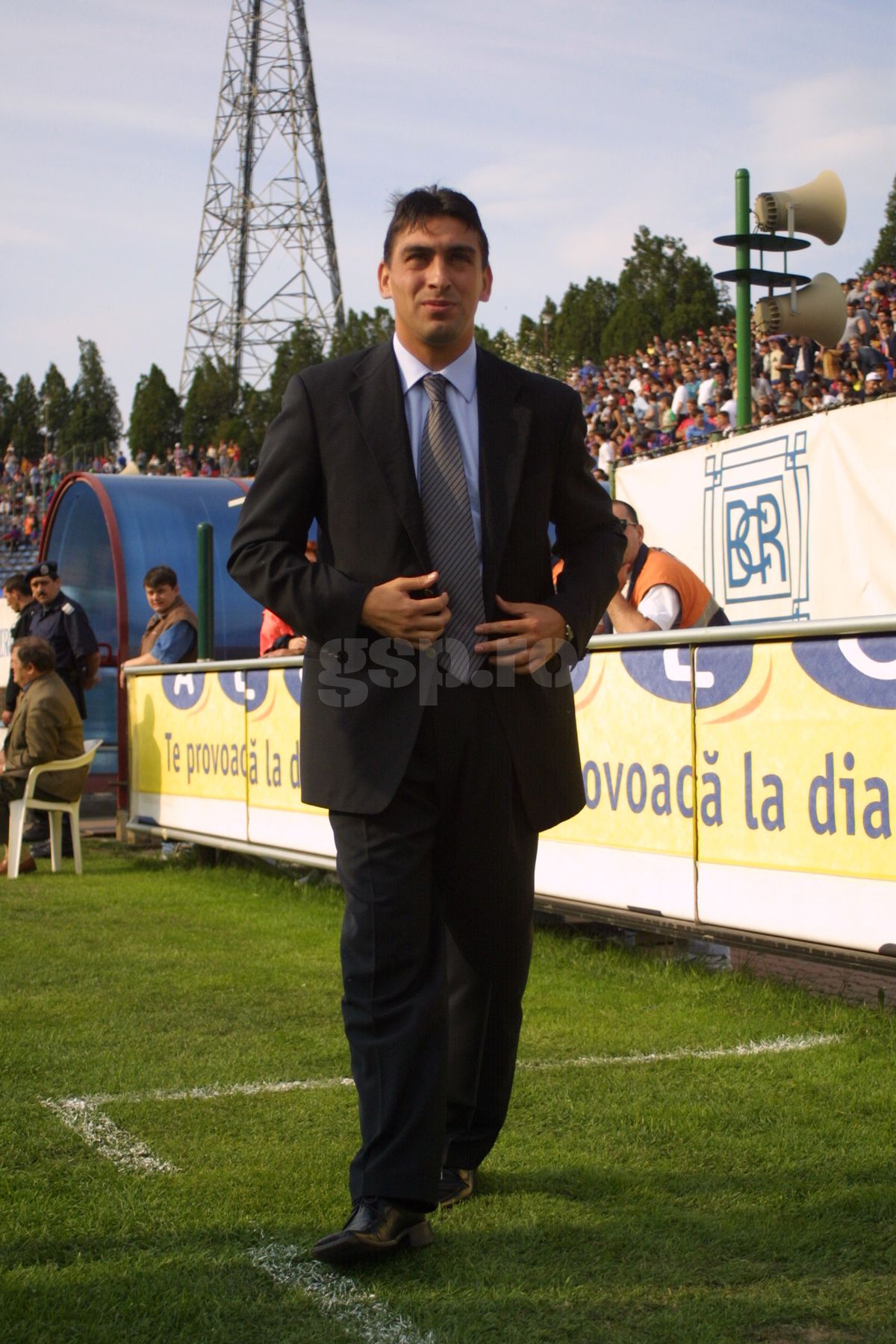 Ilie Dumitrescu i-a lăsat mască pe toți la antrenamentul FCSB: „Stop, salir con la pelota!” » Regula prin care i-a uimit pe fotbaliști