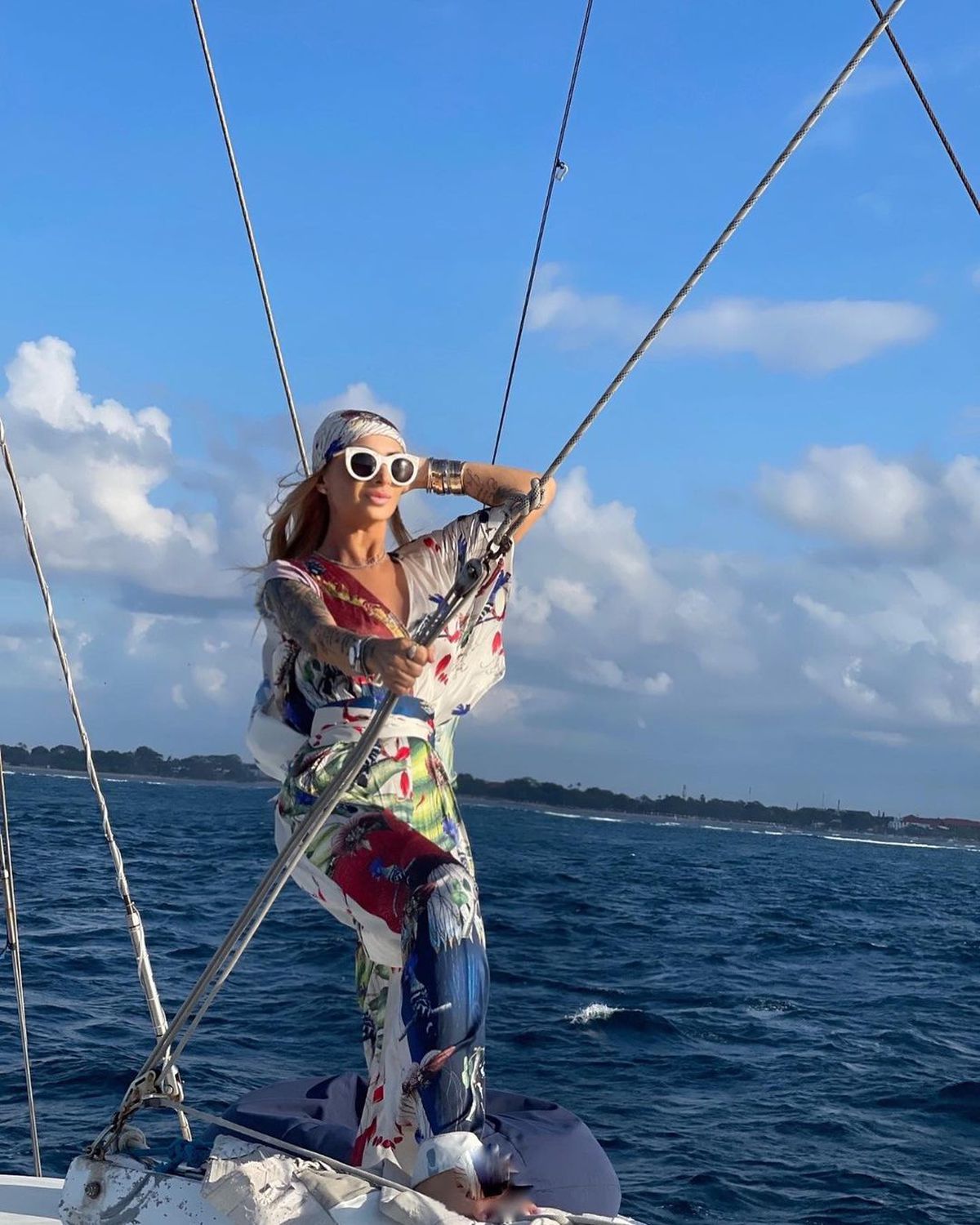 Anamaria Prodan a pozat fără haine pentru cel mai nou proiect » Iubitul ei, Ronald Gavril, a reacționat imediat