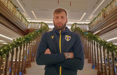 Este dorit în Serie A, dar el pregătește duelul cu Dinamo și lupta pentru play-off: „Va fi greu, nu un miracol”