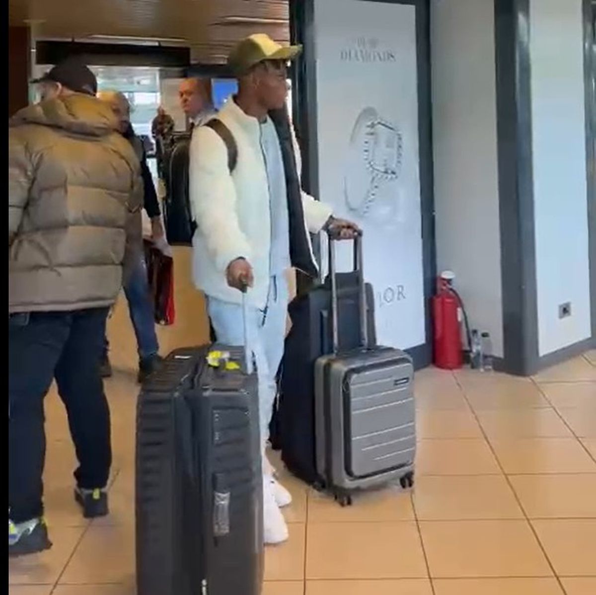 A sosit „Racheta” lui Gigi Becali » Primele imagini cu Nana Antwi în România