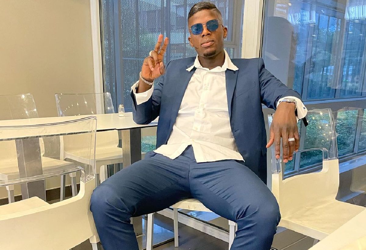 A ținut-o din operație în operație! 5 lucruri despre cel mai nou transfer făcut de Dinamo: declinul a început în China