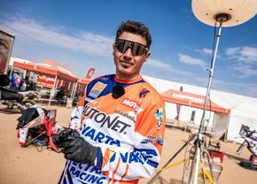 Pentru a doua oară în carieră, Emanuel Gyenes a câștigat Raliul Dakar la clasa fără asistență tehnică » Daniel Sanders a triumfat la clasa Moto