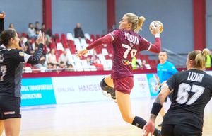 Reformă totală la echipa de handbal a Rapidului! Antrenor nou, lot remaniat din temelii » Încearcă să scape și de jucătoarea cu 17.500 euro/lună