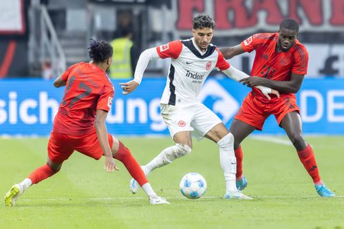 Manchester City a  ajuns la un acord cu Eintracht Frankfurt pentru transferul atacantului egiptean Omar Marmoush (25 de ani).