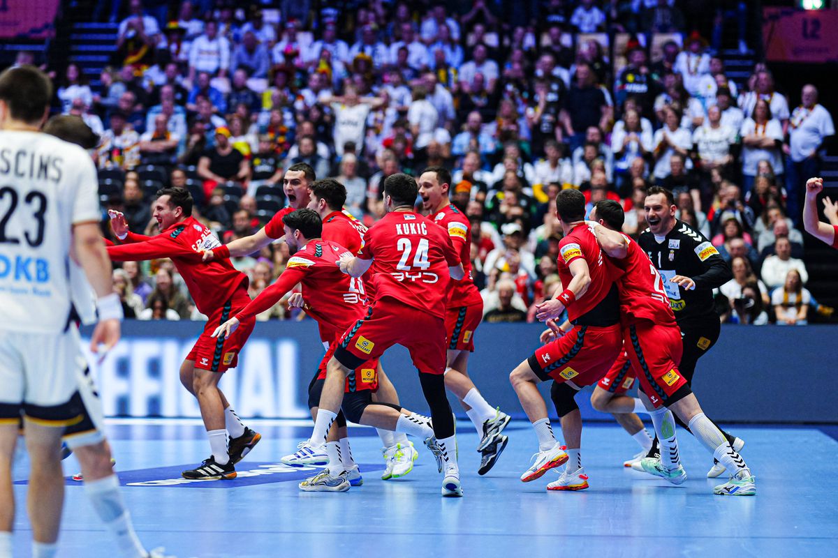 Prima mare SURPRIZĂ a Europeanului de handbal: favoriții au clacat uluitor pe final! + a fost egalată cea mai mare diferență de scor din istorie