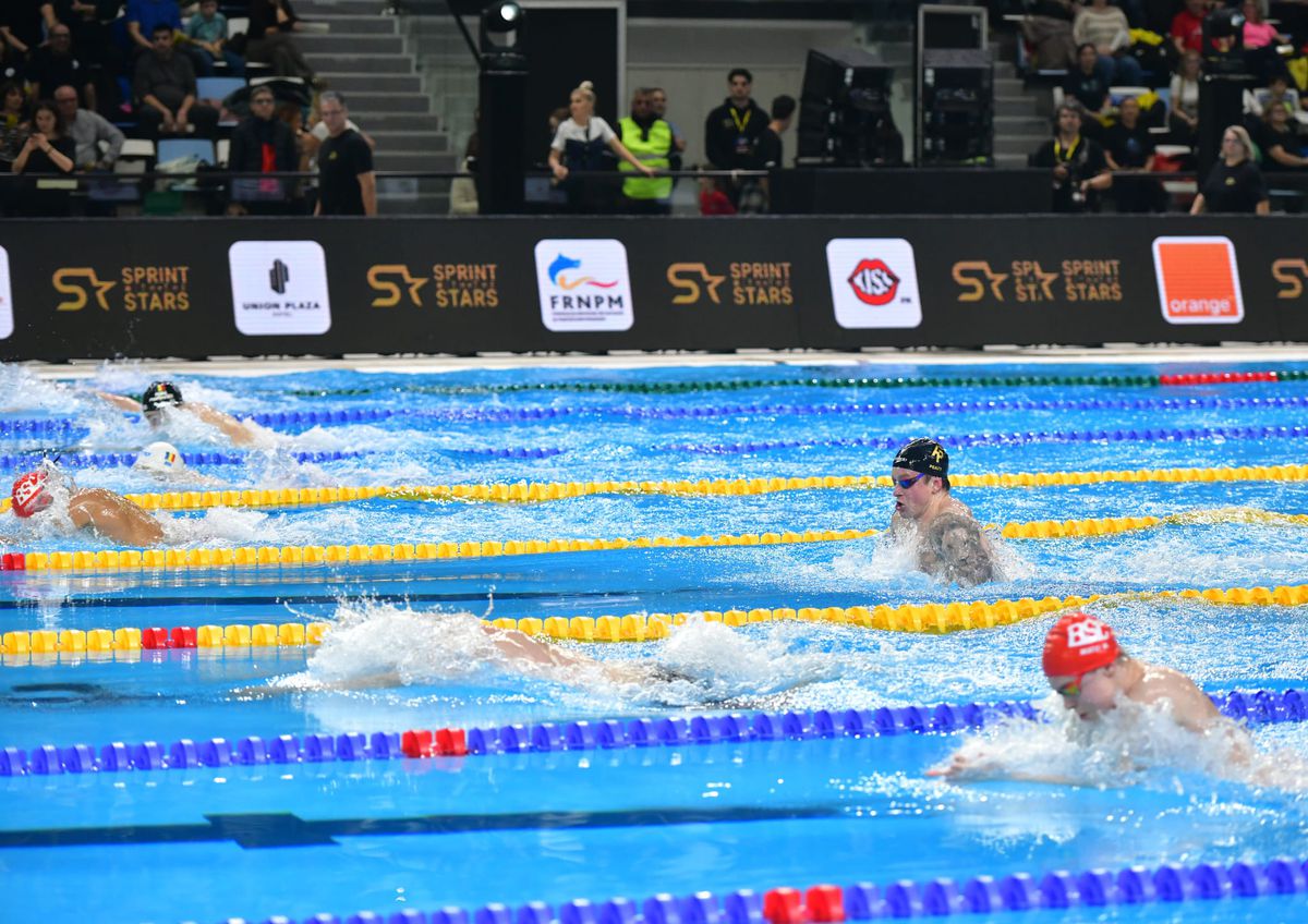 David Popovici, impresionat de participanții la „Sprint with the Stars” de la Otopeni: „Gestul acesta mă emoționează cel mai mult”