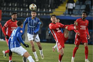 GOL Formidabil în Farul - Hermannstadt » Se joacă la -8 grade, dar temperatura resimțită e de -14 grade