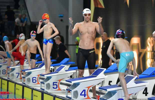 David Popovici, impresionat de participanții la „Sprint with the Stars” de la Otopeni: „Gestul acesta mă emoționează cel mai mult”