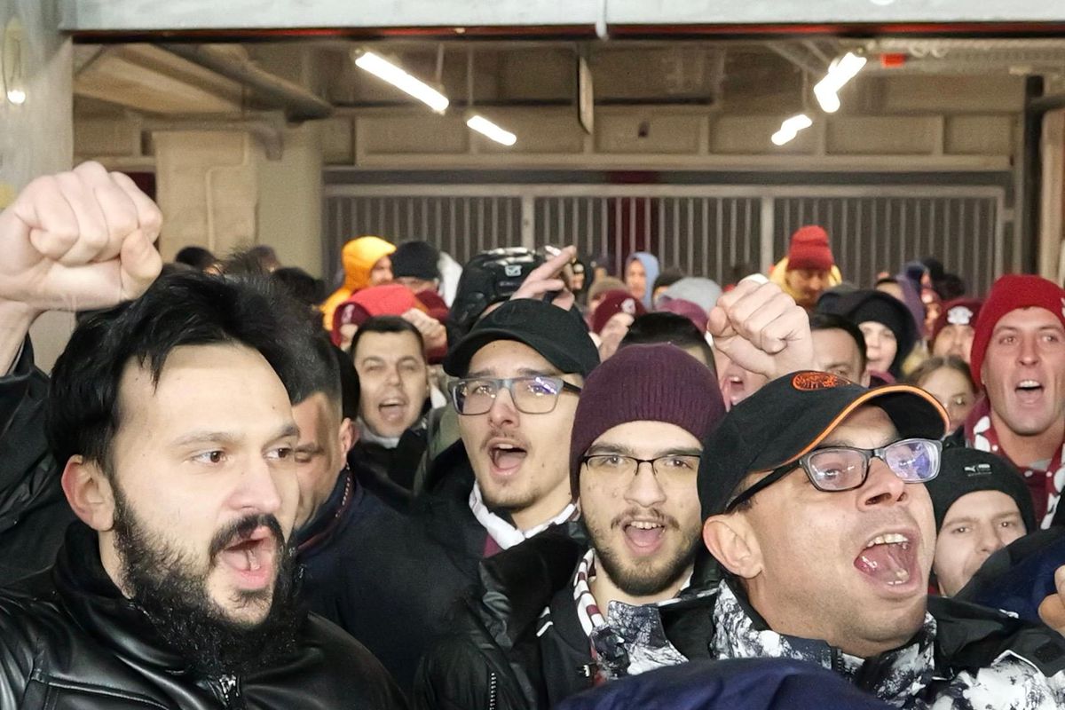 Peluza Nord Rapid la meciul cu Metaloglobus / foto: Andrei Furnigă (GSP.ro)