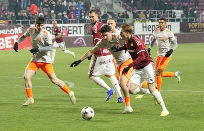 Decizie după Rapid - Metaloglobus: antrenorul va fi DEMIS mâine dimineață