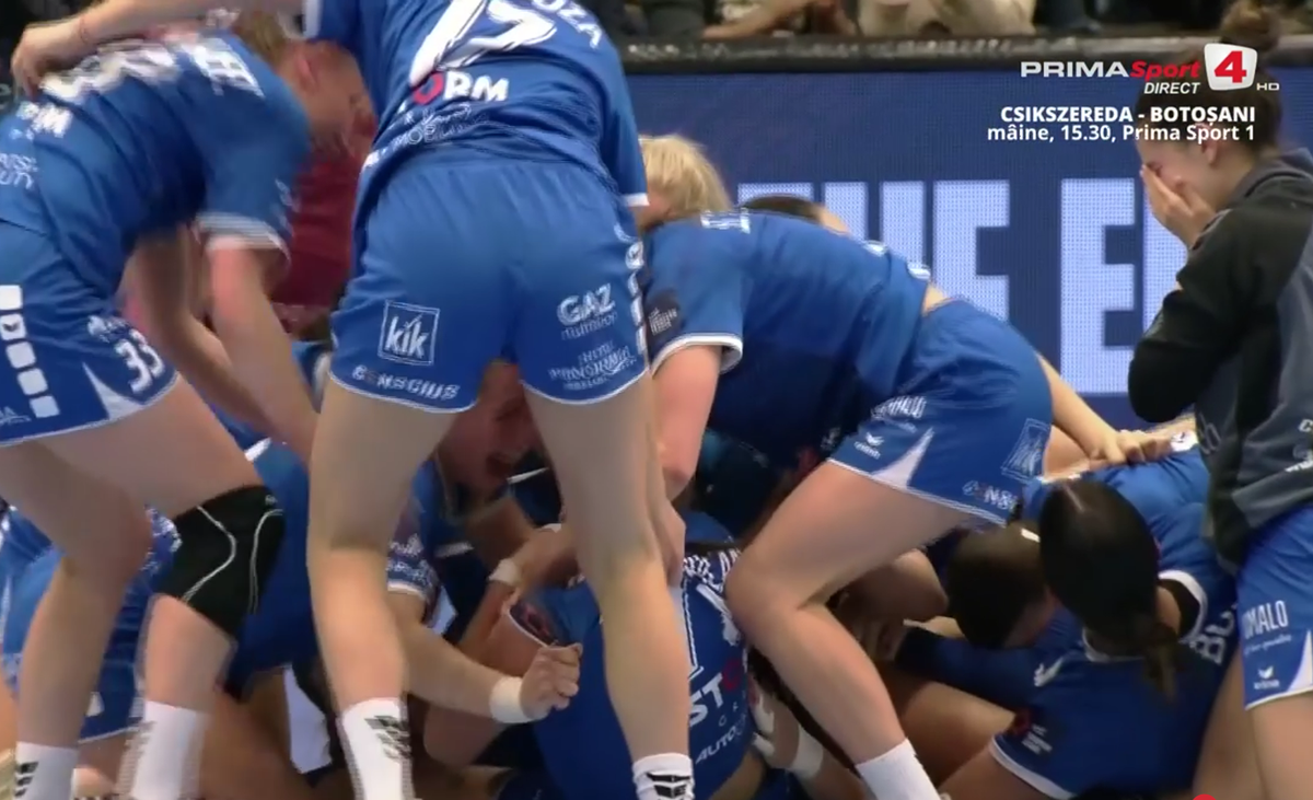 Se întâmplă o dată în viață! Handbalistele Rapidului sărbătoreau deja victoria din European League, dar a urmat o acțiune miraculoasă