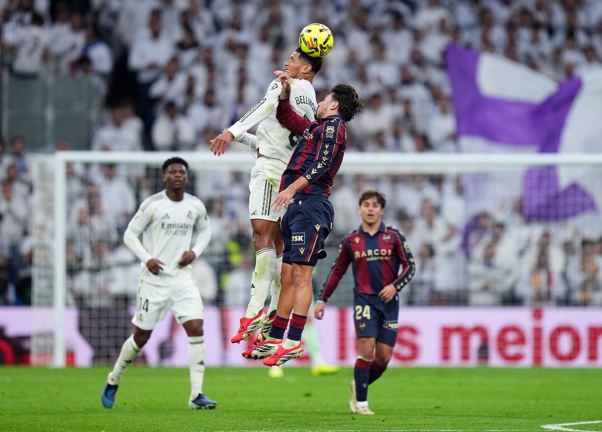 Real Madrid - Levante 2-0 » Fluierături asurzitoare, batiste albe, dar victorie. Filmul zilei pe „Bernabeu”
